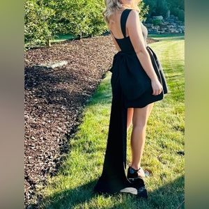 Sachin & Babi Blaine Bow Train Mini Dress